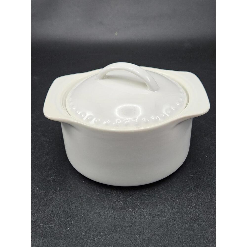 Ciroa White Stoneware Lidded Mini Casserole Cocotte Dish Beaded Rim 5" Handle